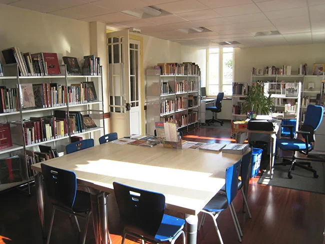 Bibliothèque Georges-Labit Bibliothèque Georges-Labit