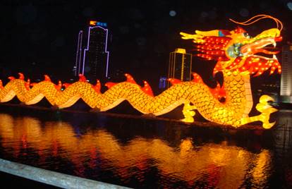 Célébration du nouvel an chinois au festival des lanternes de Montauban
